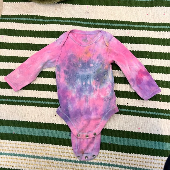 GratefulMaker Other - TIE DYE 6-9 MONTH BABY GIRL BODYSUIT SHIRT TOP LONG SLEEVE MONKEY HEART ART